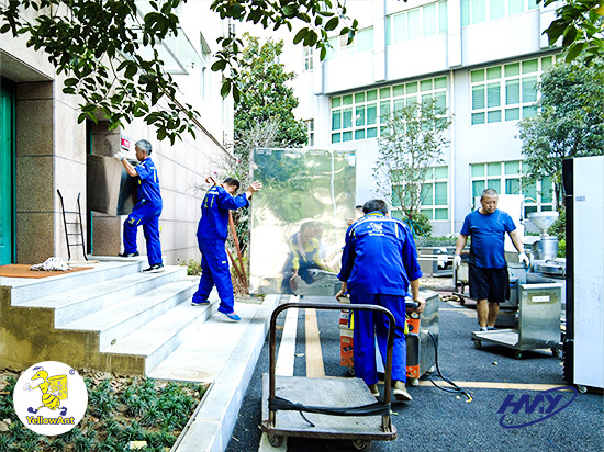 微派網(wǎng)絡(luò)科技搬遷現(xiàn)場(chǎng)