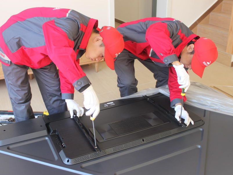 液晶電視專業(yè)打包流程 義烏專業(yè)電視搬運打包現(xiàn)場