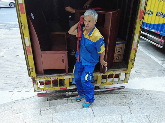 義烏喬喜搬家公司 - 喬喜搬家為張阿姨從香克林小鎮(zhèn)搬家到曲江6號小區(qū) 資質(zhì)榮譽(yù)相關(guān)圖片